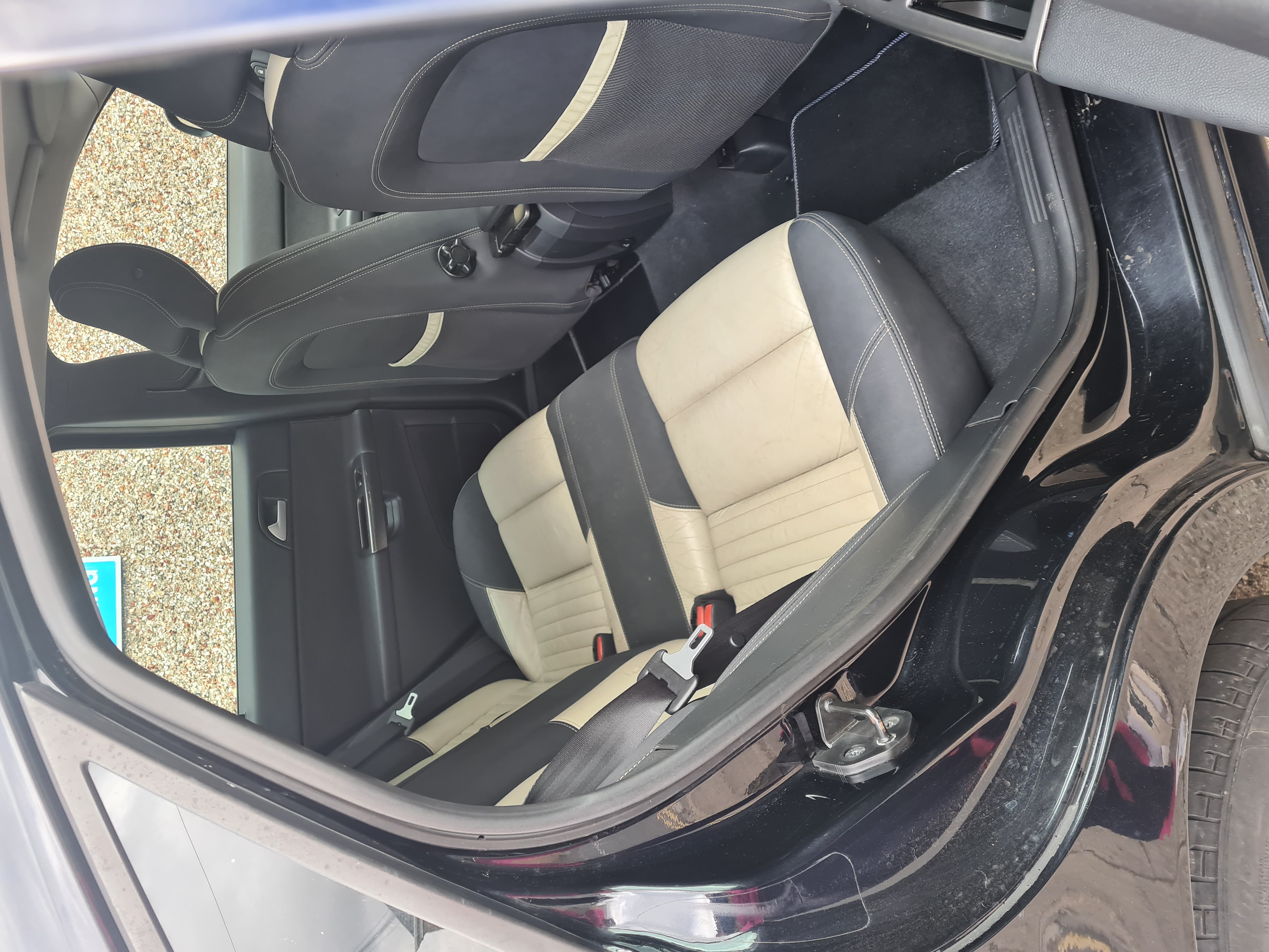 Volvo S40 R-Design R-Design [Petrol / Manual]